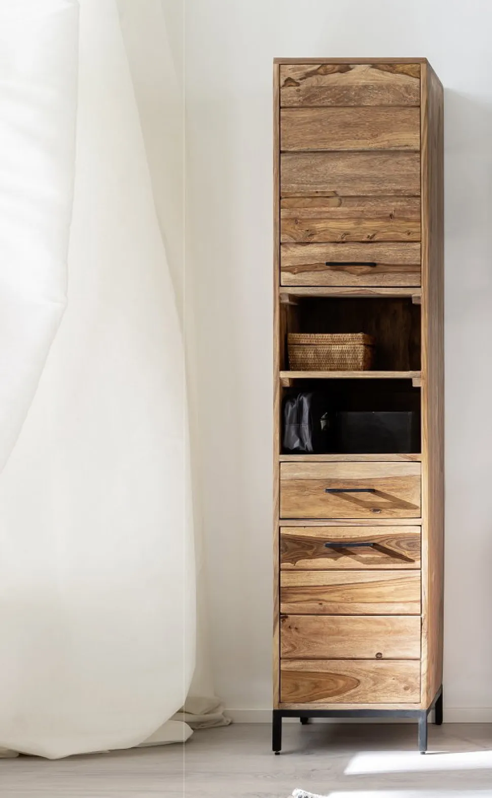 Badhochschrank 40x180cm 'Hudson' Sheesham gebeizt