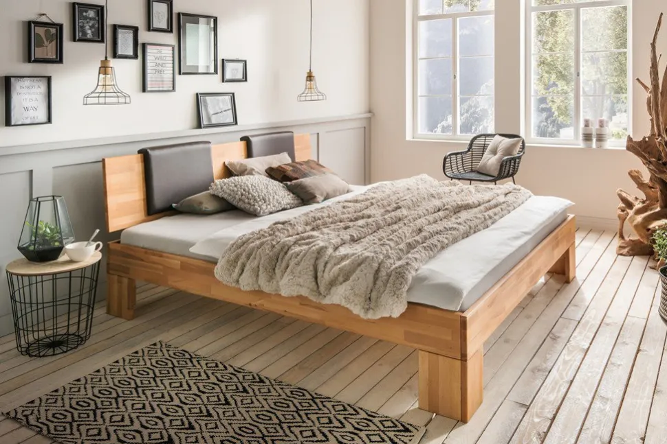 Bett 'Bozen' Kernbuche geölt VARIATIONEN möglich 200x200cm Kopfpolster 2er-Set braun 2 Schubkästen und vordere Blende
