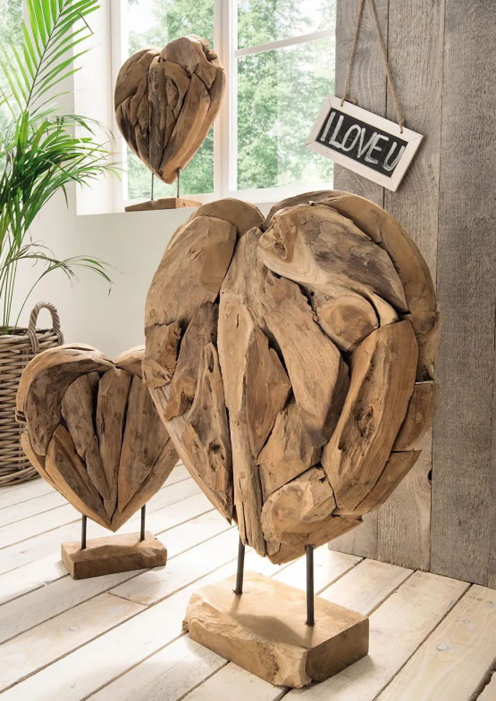 Deko-Herz 30cm auf Ständer "Herz" Teak