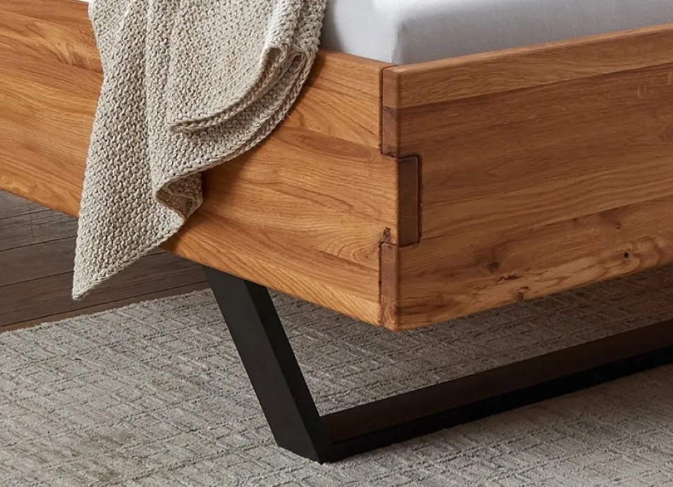 Doppelbett 'Amelie' 160x200cm Wildeiche massiv