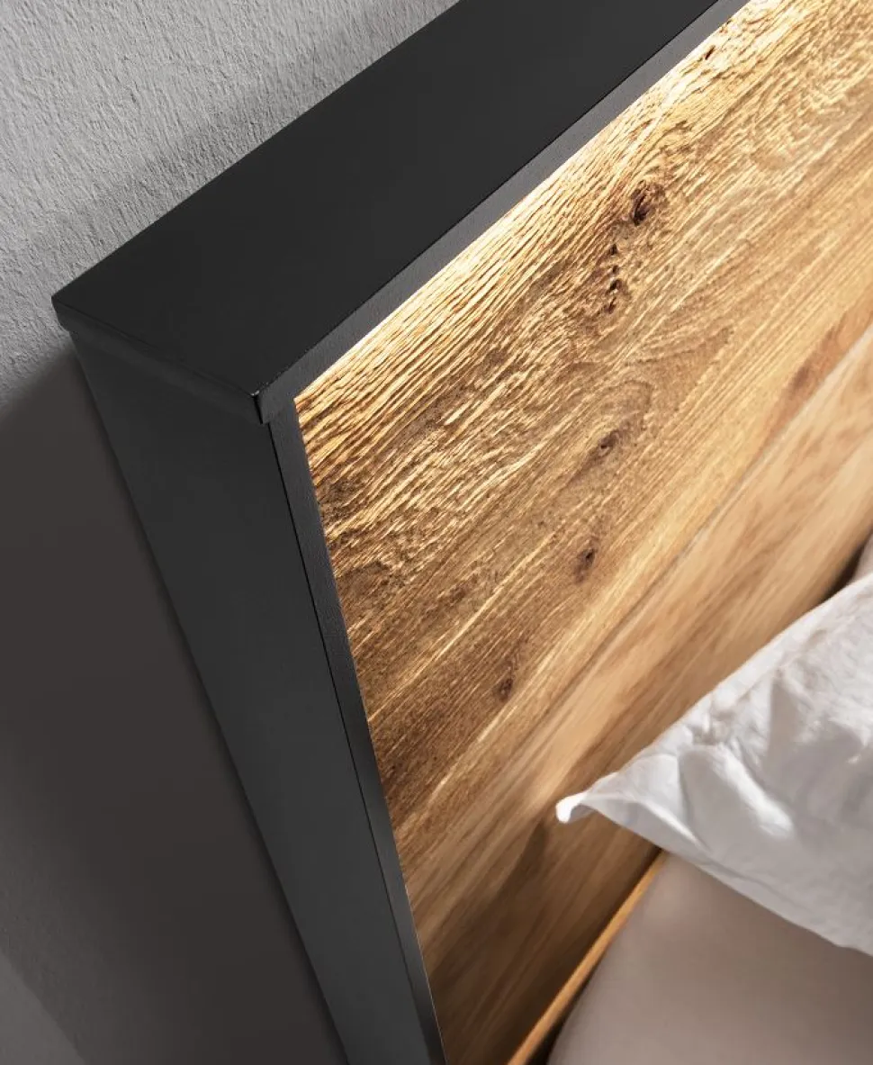 Doppelbett inkl. Nachttische & Beleuchtung 'Boston' 180x200cm Wildeiche geölt
