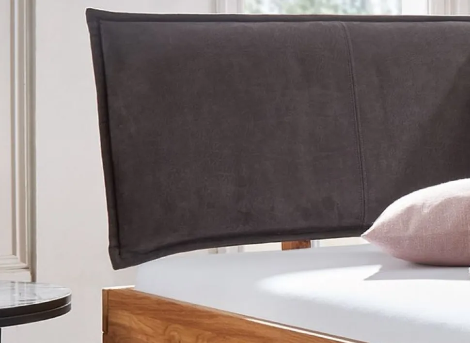 Doppelbett mit Schubkästen "Amelie" 200x200cm Wildeiche massiv