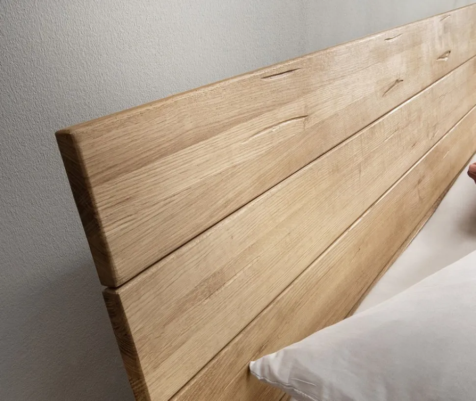 Doppelbett 'Mona II' 180x200cm Wildeiche geölt