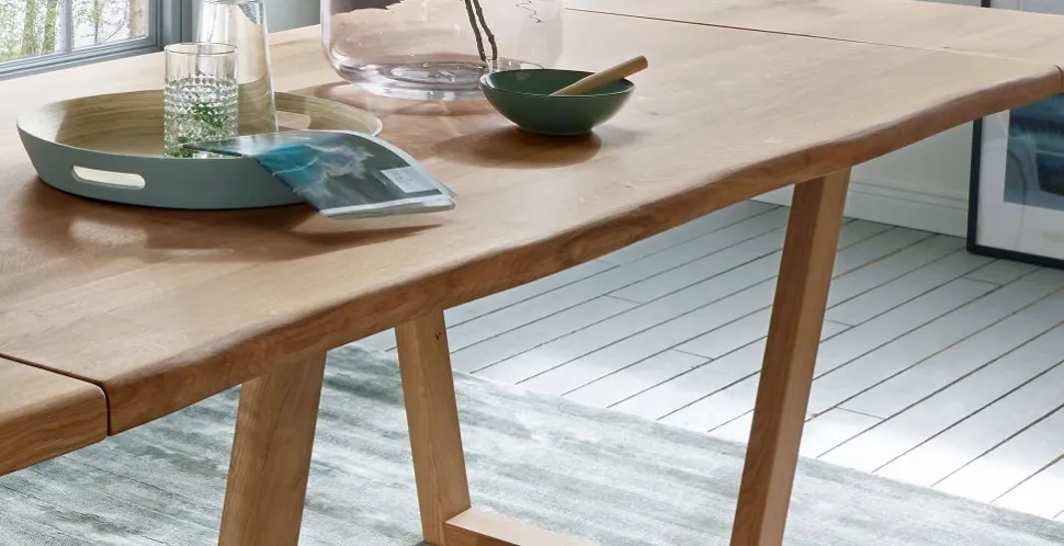 Esstisch "Merkur" 220x100cm Wildeiche massiv Gestell schwarz