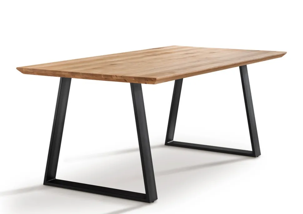 Esstisch verschiedene Größen und Tischkanten 'Ligna V Wildeiche massiv 200x100cm gerade Kante bianco hell geölt