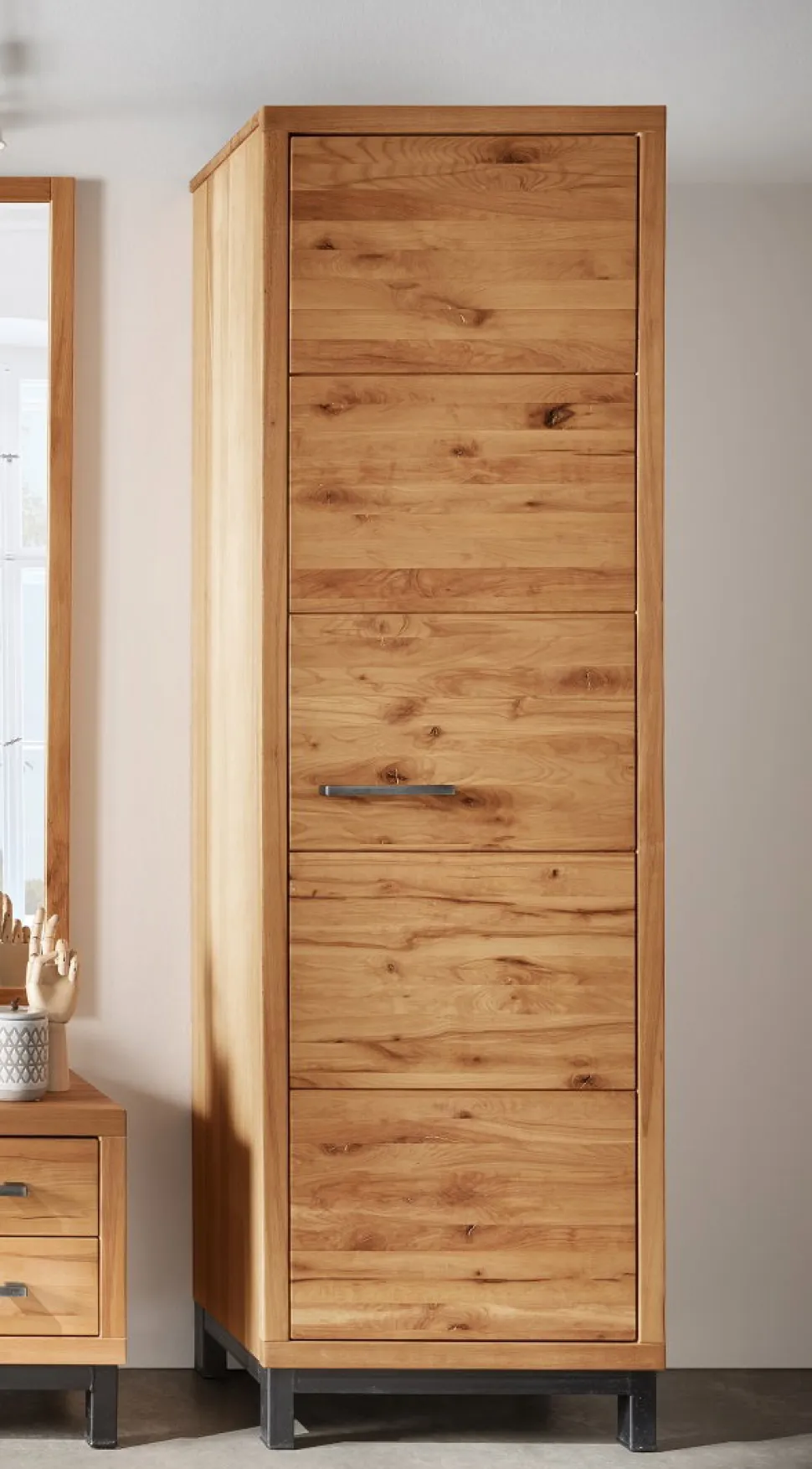 Garderobenschrank 60x200cm 'Lima' Kernbuche massiv