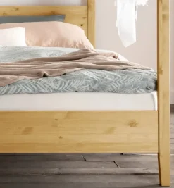 Himmelbett verschieden Breiten 'Jana' Kiefer massiv laugenfarbig 200x200cm