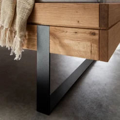 Schlafzimmer 'Boston' Wildeiche geölt